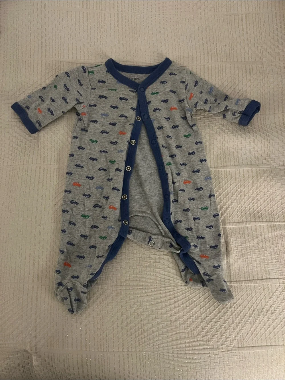 Boys 3-6 Month Bundle $15 for 9 pieces ‼️